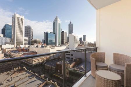 Adina Apartment Barrack Plaza - 18