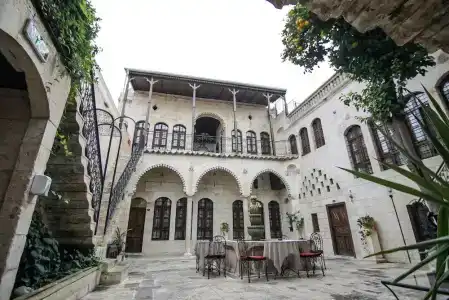 Hayatlı Konak - 28