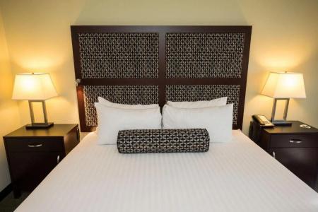 Maple Tree Inn - 5