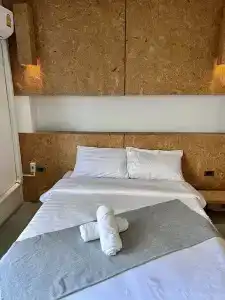 Hugger Guest House - 30