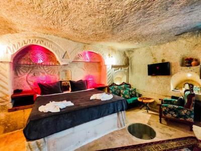 Vintage Cave House - 19