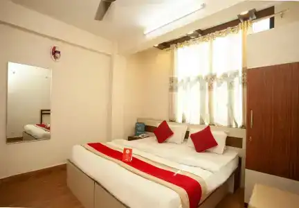 Oyo 219 Royal Kusum - 5
