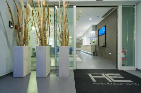 Executive Inn Boutique - 14
