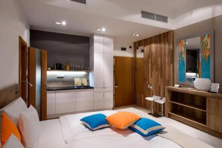 Karoly Corner Residences - 53