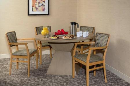 DoubleTree by Hilton Virginia Beach - 10