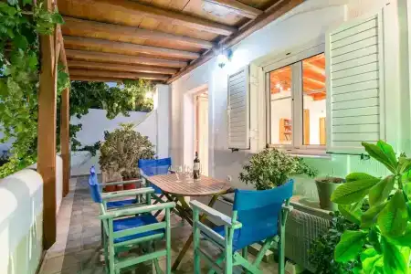 Kontaratos Studios & - 261