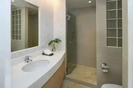 Phachara Suites Sukhumvit - 17