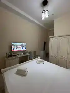 Amina - 30