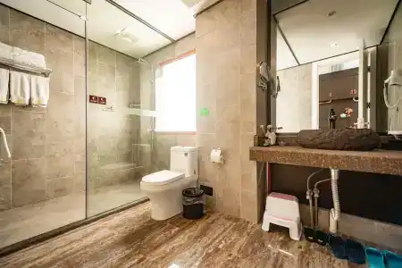 Peach Blossom Resort (near Reed Flute Rock, free pick up for min 3 nights) - 36