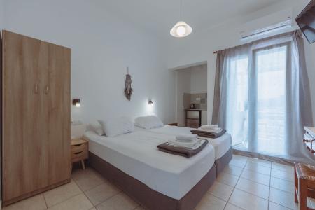 Pavlos Place - 120