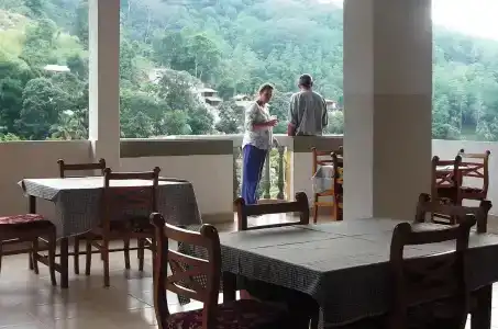 Majestic Tourist - 14