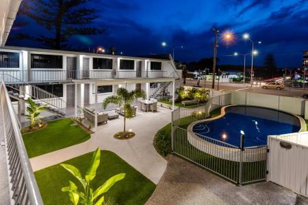 Montego Mermaid Beach - 15