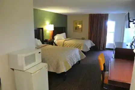 Select Inn - 40