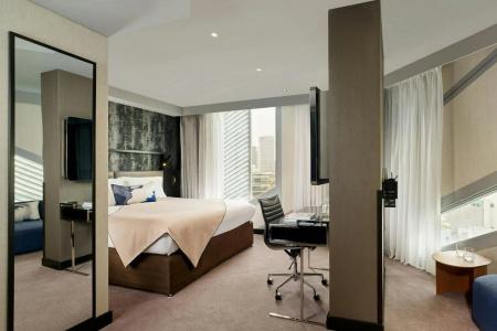Montcalm East, Autograph Collection - 34