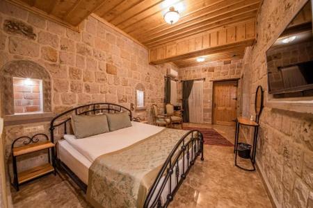 Luxury Cratus Stone Palace - 30