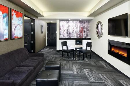 The Davenport Grand, Autograph Collection - 61