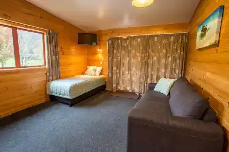 Nelson City Top 10 Holiday Park - 62