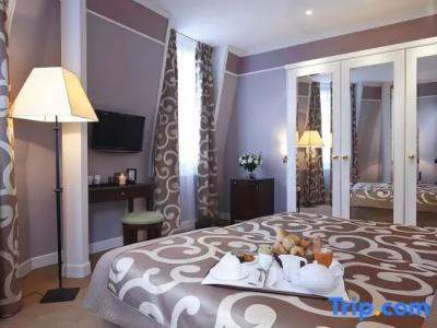 Hôtel Du Bois Champs-Elysées - 185