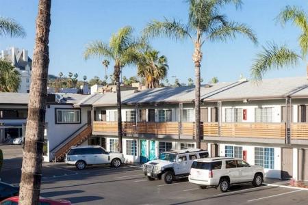 The Dixie Hollywood - 16