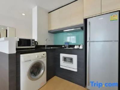 Arize Sukhumvit - 145