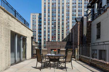 The at Fifth Avenue - 36