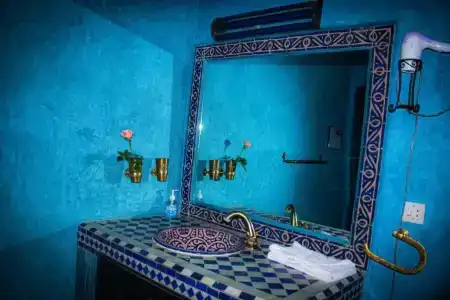Riad Losra - 41