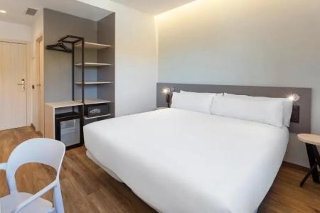 b&b Alcorcon - 37