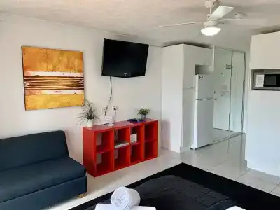 Outrigger Burleigh - 135