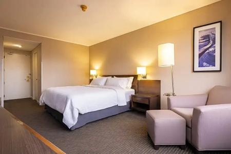Holiday Inn Express -, An Ihg - 92