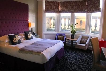 24 Royal Terrace - 25
