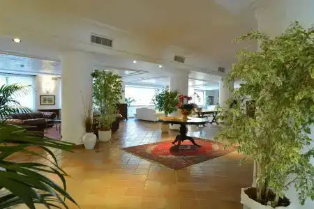 Della Valle - 0
