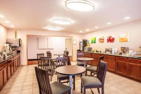 Quality Inn & Suites Vancouver - 20