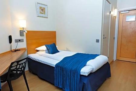 Center- Sure by Best Western Center - 24
