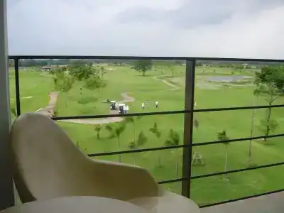 Uniland Golf & - 67