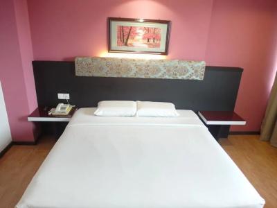 Red Rock Penang - 50
