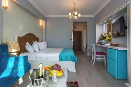 Phoenicia Express - 11