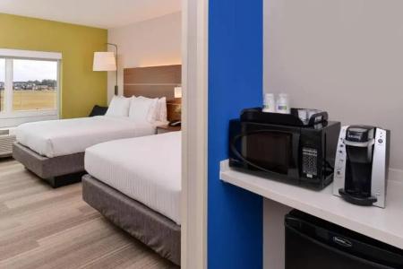 Holiday Inn Express & Suites - St. Petersburg - Madeira Beach, an IHG - 62
