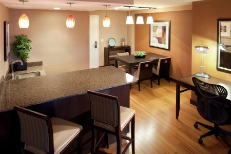 Hilton Garden Inn South - 18