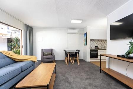 Epsom - 30
