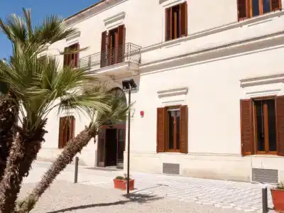 Lobby Collective Hostel - Lecce - 0