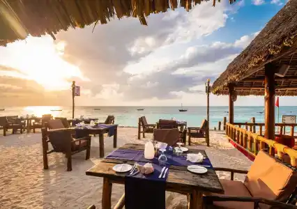 DoubleTree by Hilton Zanzibar - - 10
