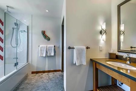 Hilton Grand Vacations Club - 83