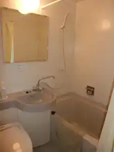 Center - 38