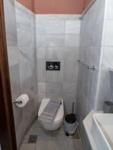 Goulas Traditional Guesthouse - 85
