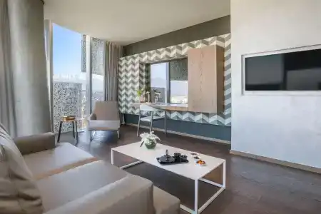 Maritim Plaza Tirana - 123