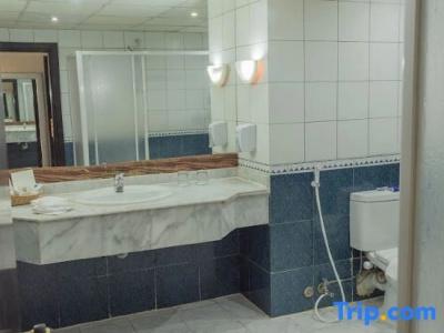 Dessole Cataract - 46