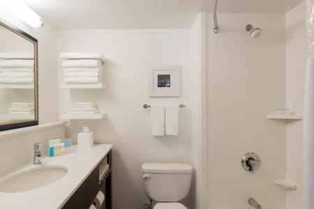 Hampton Inn Northwest - 36