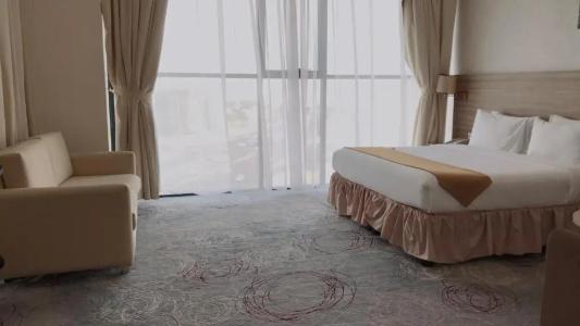 Grand Tourist - 54