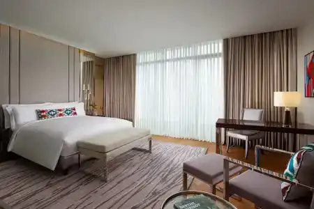 The Ritz-Carlton - 42