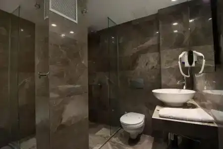 Gk Regency Suites - 9